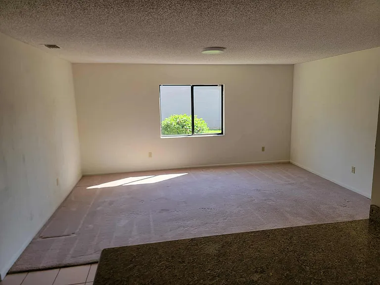 156 Beachway Dr — Photo 9