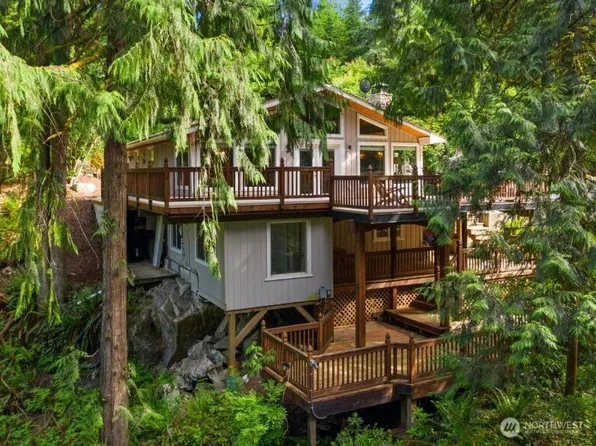 19521 Big Four Place, Granite Falls, WA 98252