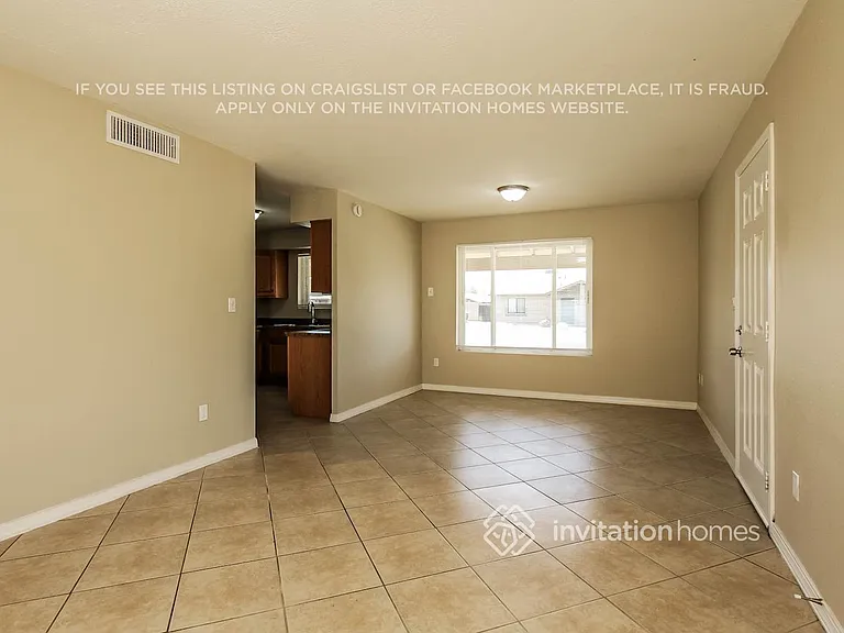 7132 W Beryl Ave — Photo 6