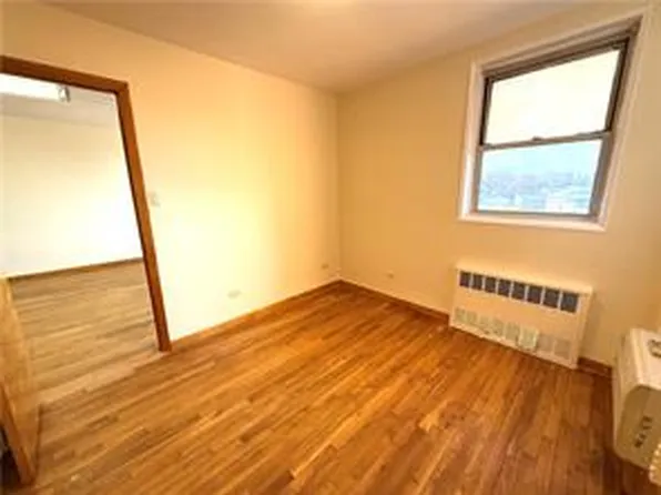 2580 Ocean Parkway image 19 of 22