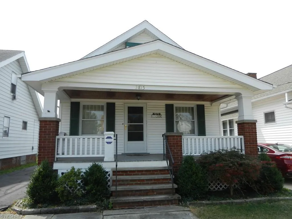 3815 Stickney Ave photo 1