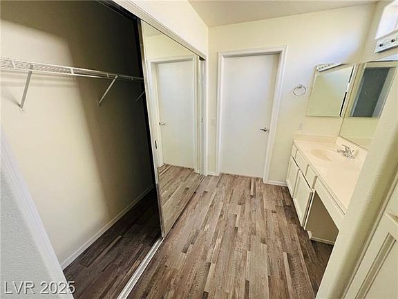 3rd image of 10816 Clear Meadows Dr
