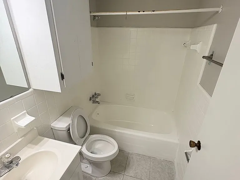 104 Herty Dr — Photo 5