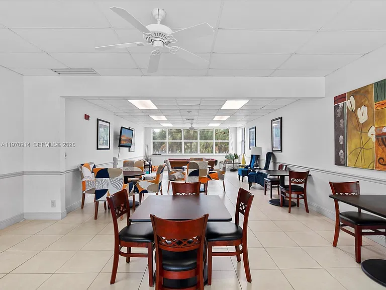 336 N Birch Rd #PENTHOUSE — Photo 39
