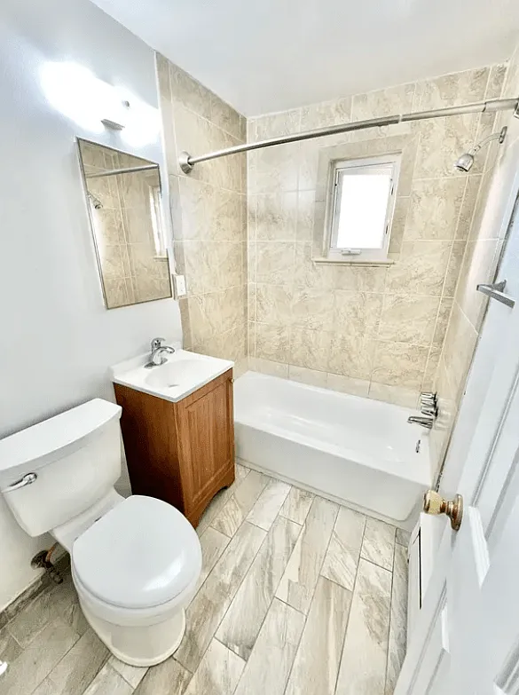 1301 Ammons St — Photo 3