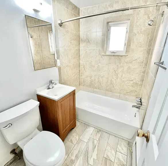 1301 Ammons St — Photo 3