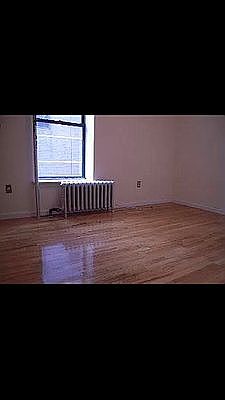 2nd image of 352 E 91st St #19