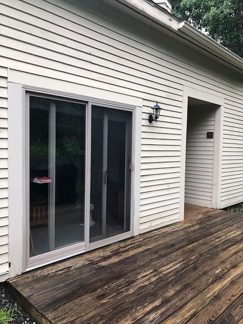 Spacious 2BR/1.5BA Condo Available 11/10 — Photo 3
