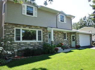 7717 W 24th St, Saint Louis Park, MN 55426