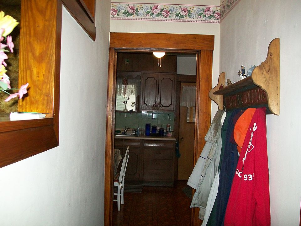 2nd image of 430 Morton St