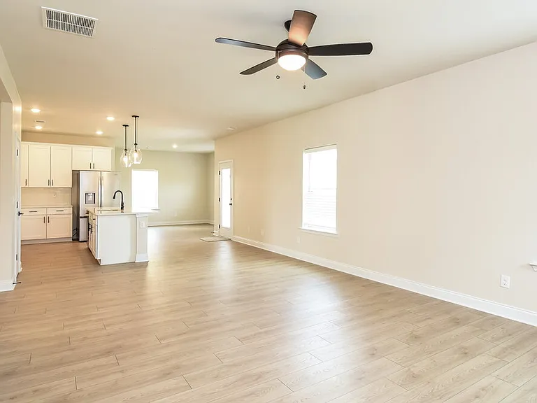 116 Cantrell Way — Photo 6