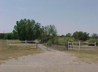 411 Gresham Rd, Burkburnett, TX 76354