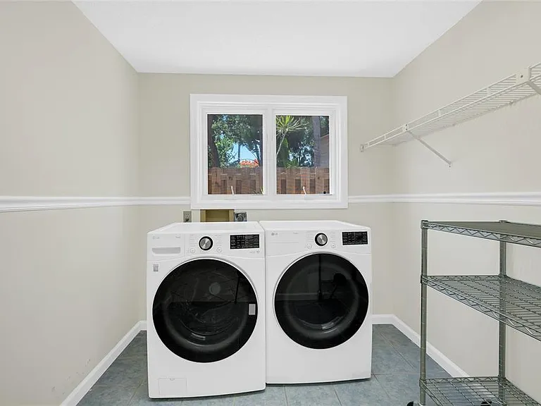 4051 Shell Rd — Photo 45