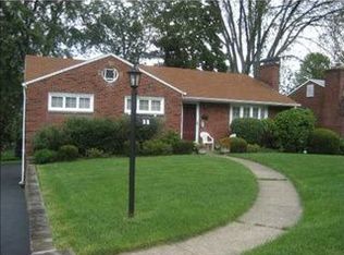 55 Windvale Dr, Pittsburgh, PA