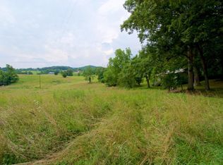 202 Sandidge Hollow Rd, Surgoinsville, TN 37873