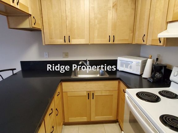 3rd image of 350 Aoloa St #130
