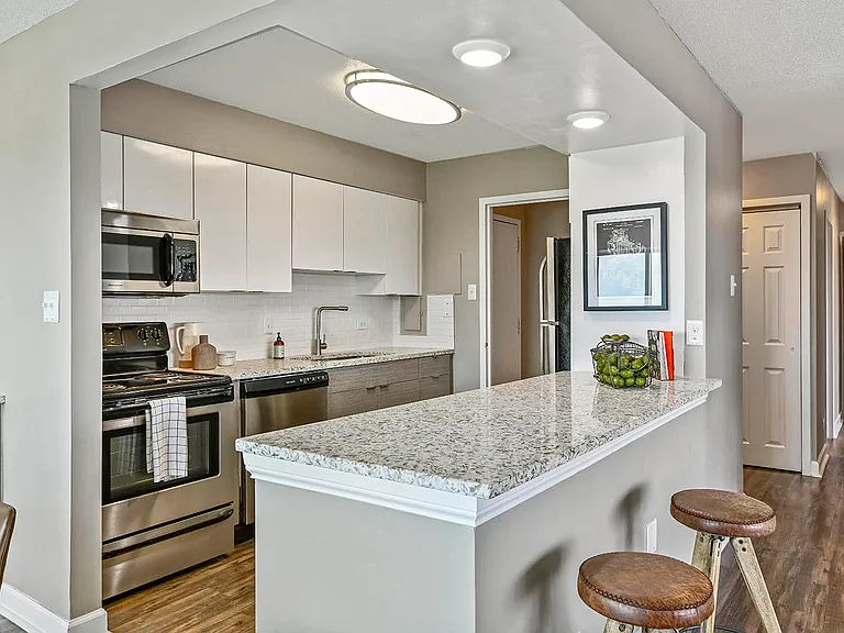 CityView on Meridian — Photo 10
