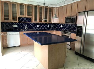 400 SE 31st St APT 8, Fort Lauderdale, FL 33316