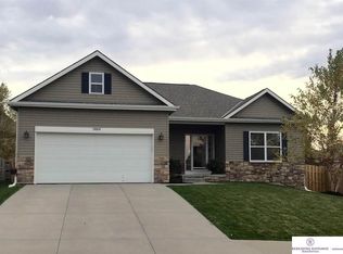 19009 Josephine St, Omaha, NE 68136