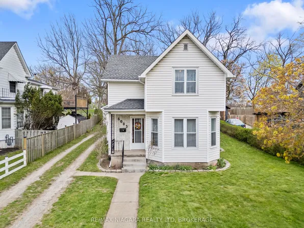 6083 Barker St, Niagara Falls, ON L2G 1Y5