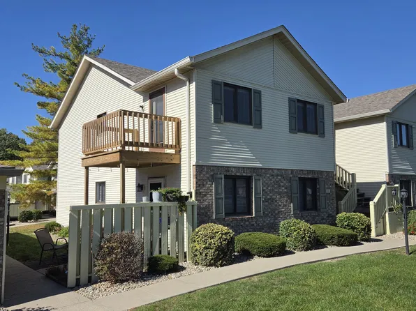 22C Keran Manor Ct, Greenwood, IN 46142
