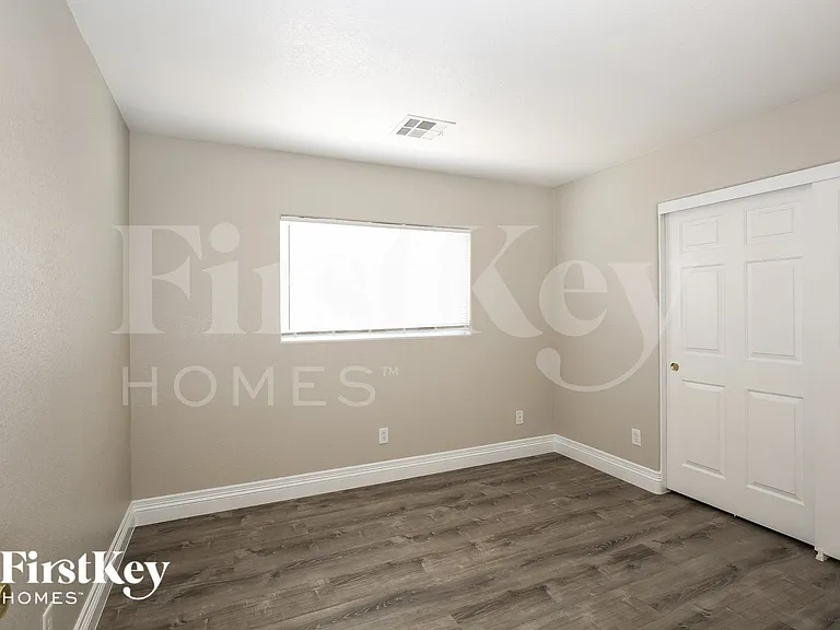 7908 Pale Rider St — Photo 10