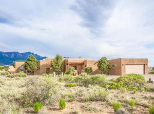 4 Trails Rd W, Placitas, NM 87043