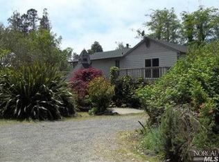 32700 Odom Ln, Fort Bragg, CA 95437