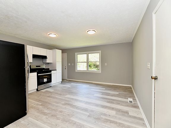 5th image of 5902 Sunwood Dr