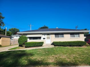 7841 10th Ave, Kenosha, WI 53143