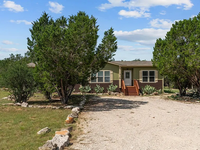 23038 Pedernales Canyon Trl — Photo 2
