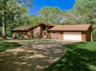 10915 Ginnys Way, Gravette, AR 72736