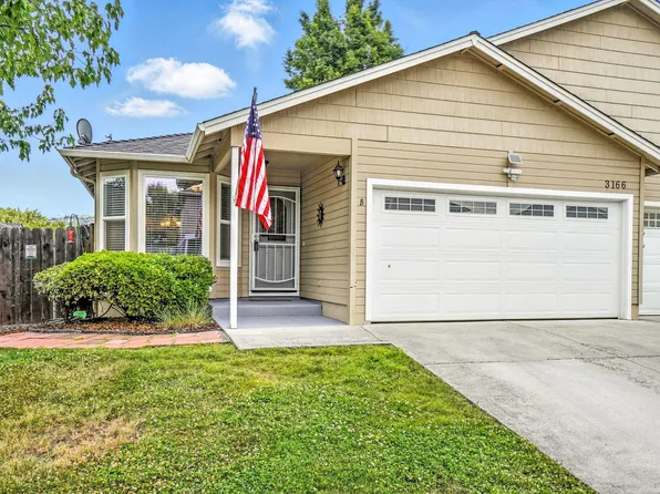 3166 Forest Hills Dr APT B, Medford, OR 97504
