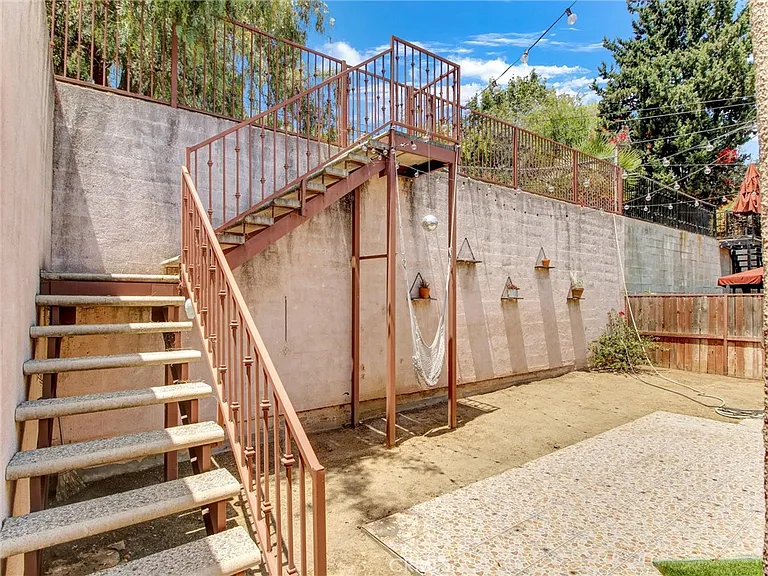 3207 Kenneth Dr — Photo 20