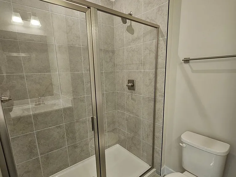303 Golan Cir #B — Photo 27
