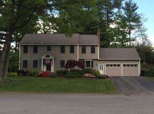 15 Catalina Ln, Nashua, NH 03064