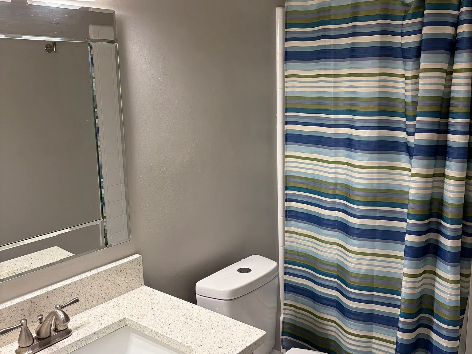 2 bed, 950 sqft, $1,750 — Photo 4
