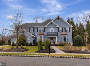 12 Reserve Ct, Mount Laurel, NJ 08054