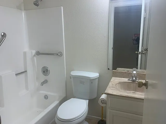 9064 N 68th Ln — Photo 16