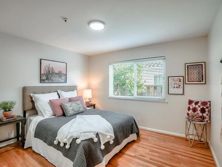 15515 La Jolla Dr — Photo 4