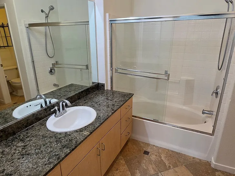 1501 Front St #202 — Photo 21