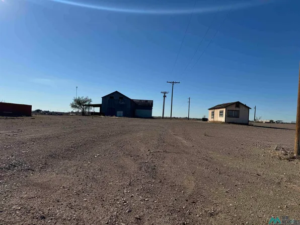 135 E Cottonwood Rd, Artesia, NM 88210