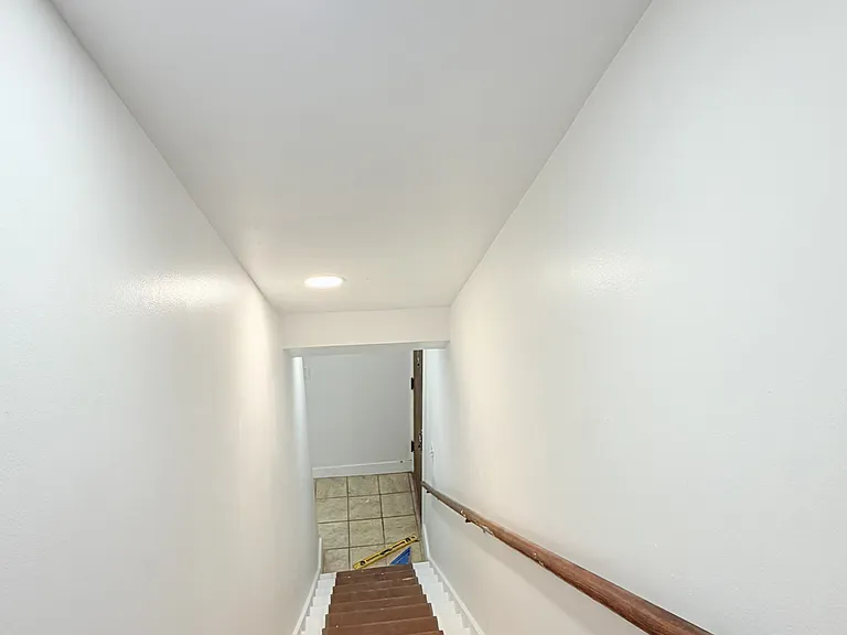1334 Lakeview Blvd E — Photo 19