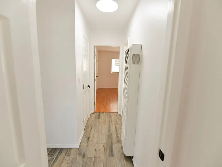 1202 Buena Vista — Photo 9