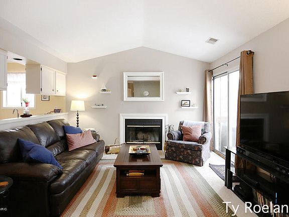 2nd image of 3147 Windcrest Dr NE #28