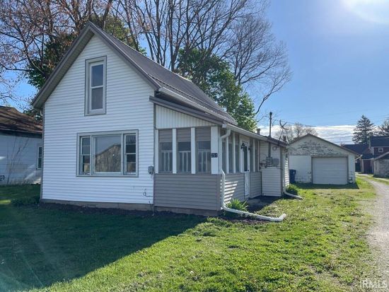 251 N Snowden St, Andrews, IN 46702
