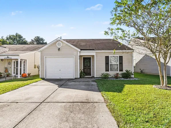 313 Salkahatchie St, Summerville, SC 29485