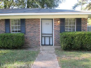 1512 Roosevelt Dr, Ruston, LA 71270