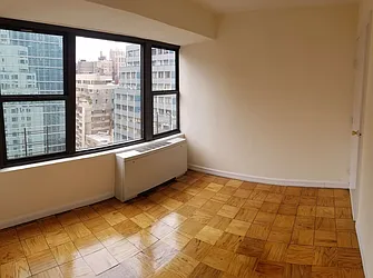 Rented by Manhattan Apartment Organization