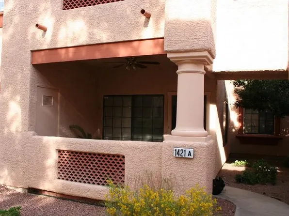 1421 Santa Margarita St, Las Vegas, NV 89146
